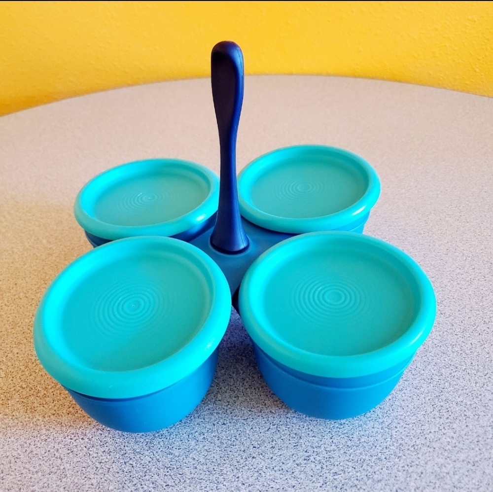 Tupperware Condiment Holder Server Four Bowls 1-Cup/250ml.